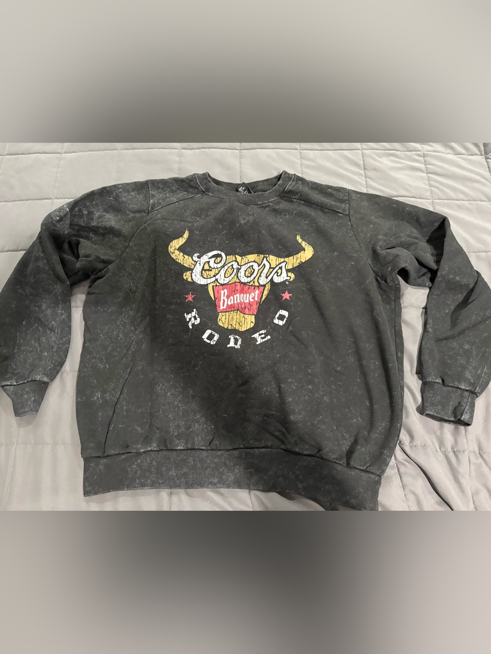 Women’s Coors Banquet crew neck sweatshirt sz medium pullover